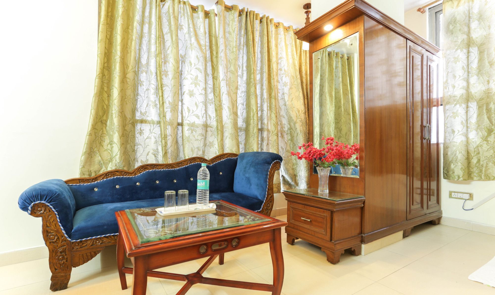 Treebo Shanta Inn Lucknow Dış mekan fotoğraf